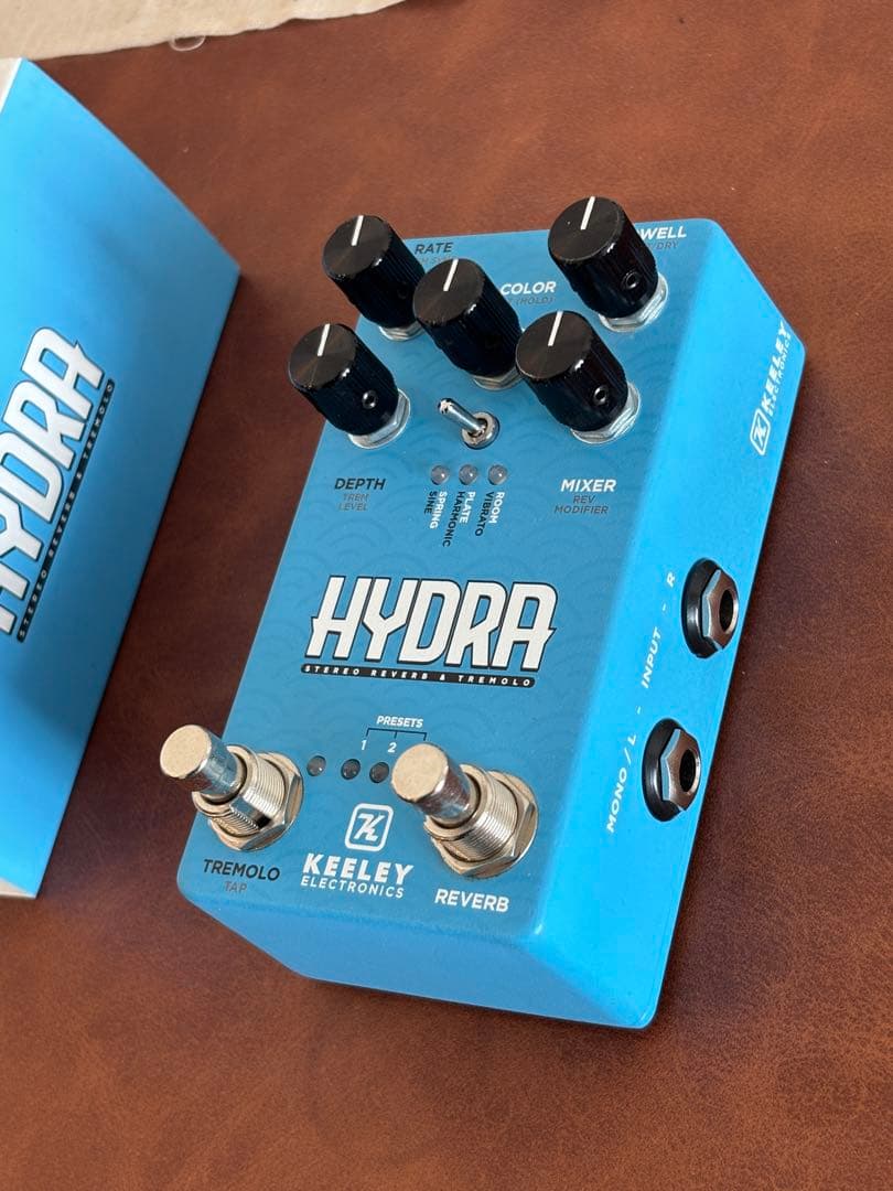 ギター KEELEY HYDRA STEREO REVERB & TREMOLO