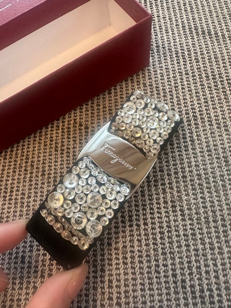 サルヴァトーレフェラガモ　バレッタ