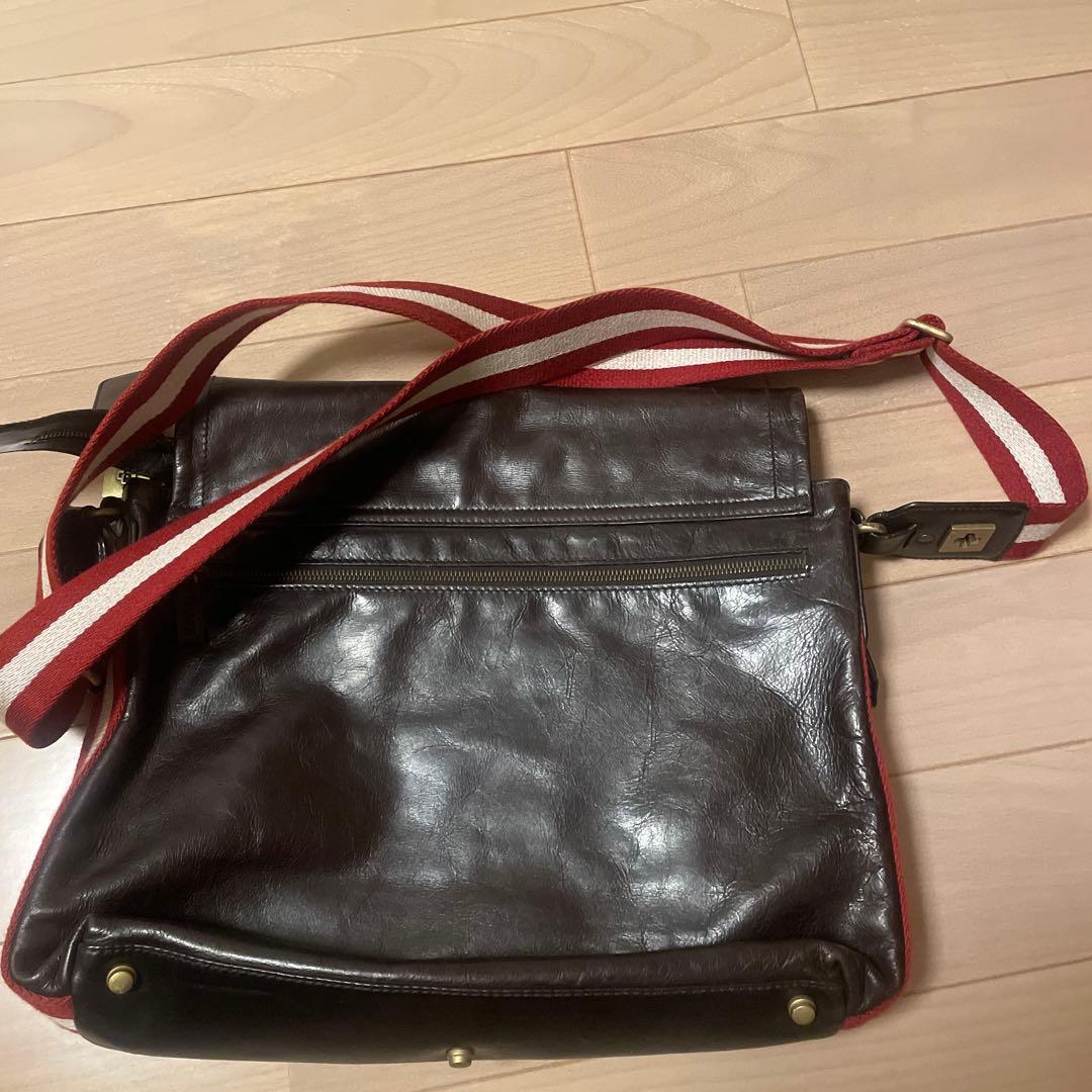 BALLY バリー 大判のメッセンジャーバッグ 濃茶レザー