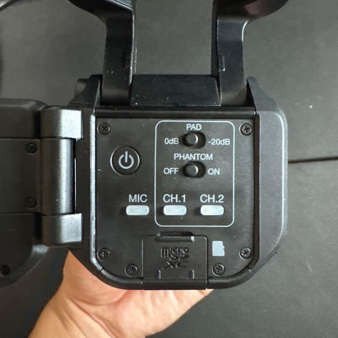 ハンディビデオレコーダー(カメラ) / Zoom / Q8n-4K