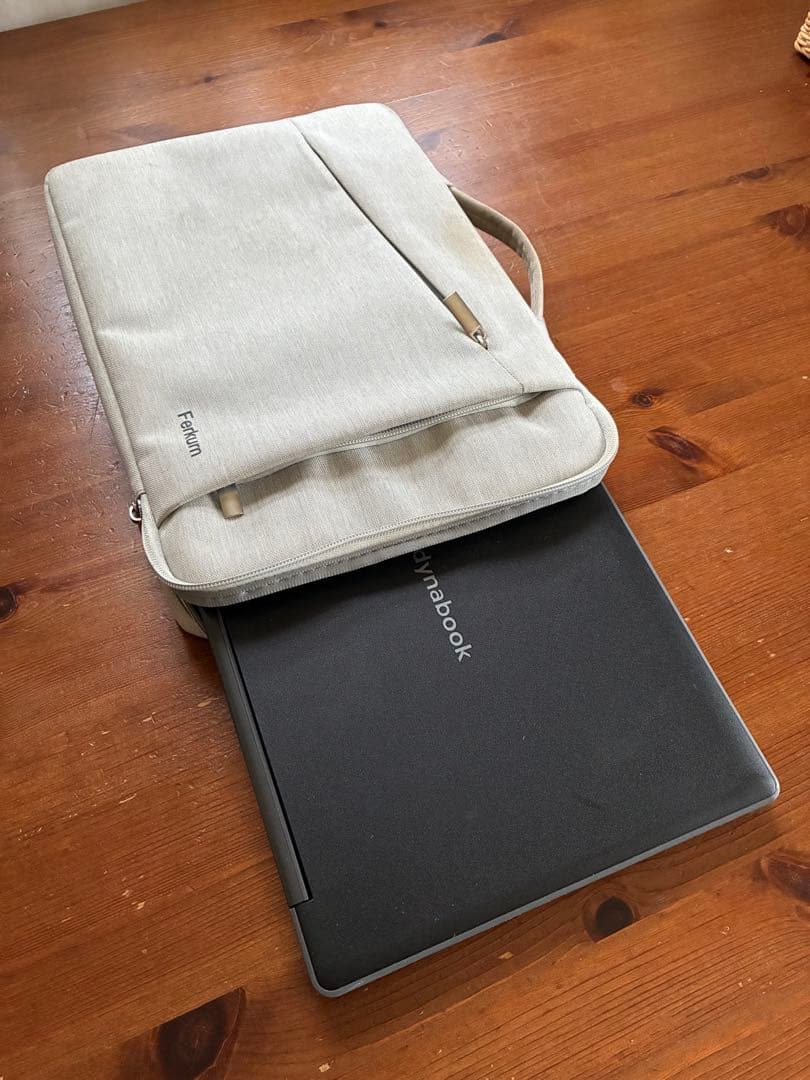 Chromebook SH-W01 カバン付　初期化、動作確認OK