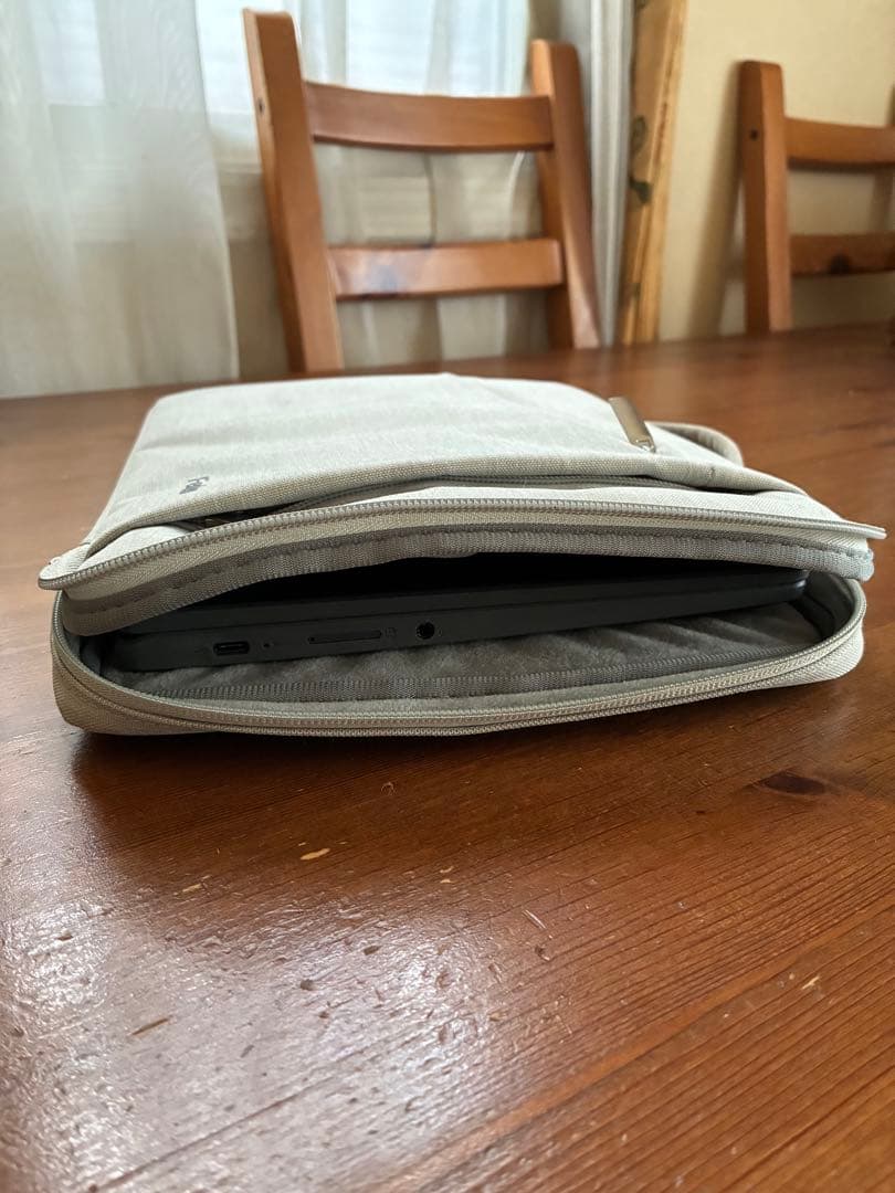 Chromebook SH-W01 カバン付　初期化、動作確認OK