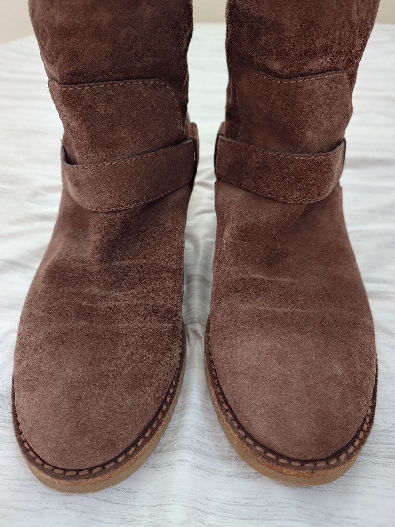 LOUIS VUITTON モノグラムブラウン 24 ムートンブーツ バックル