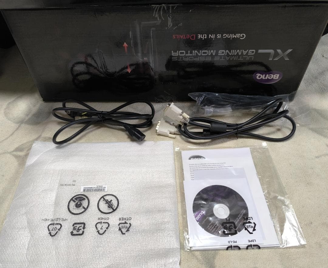 BenQ XL2411Z ゲーミングモニター 144Hz DVI 箱有