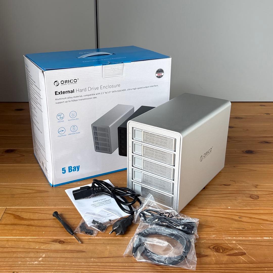 新品　開封済みORICO ハードディスクケース3559C3-SV