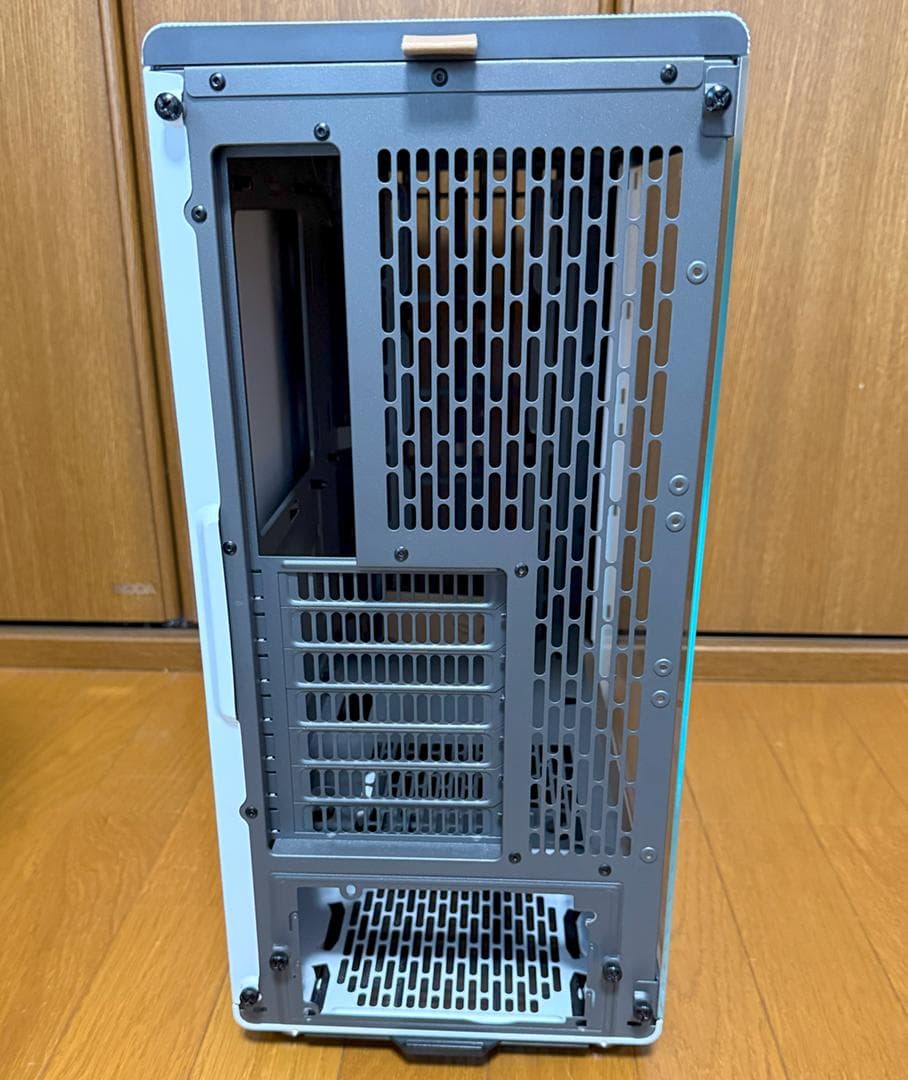 PCケース(自作PC用) Fractal Design North Chalk White TG