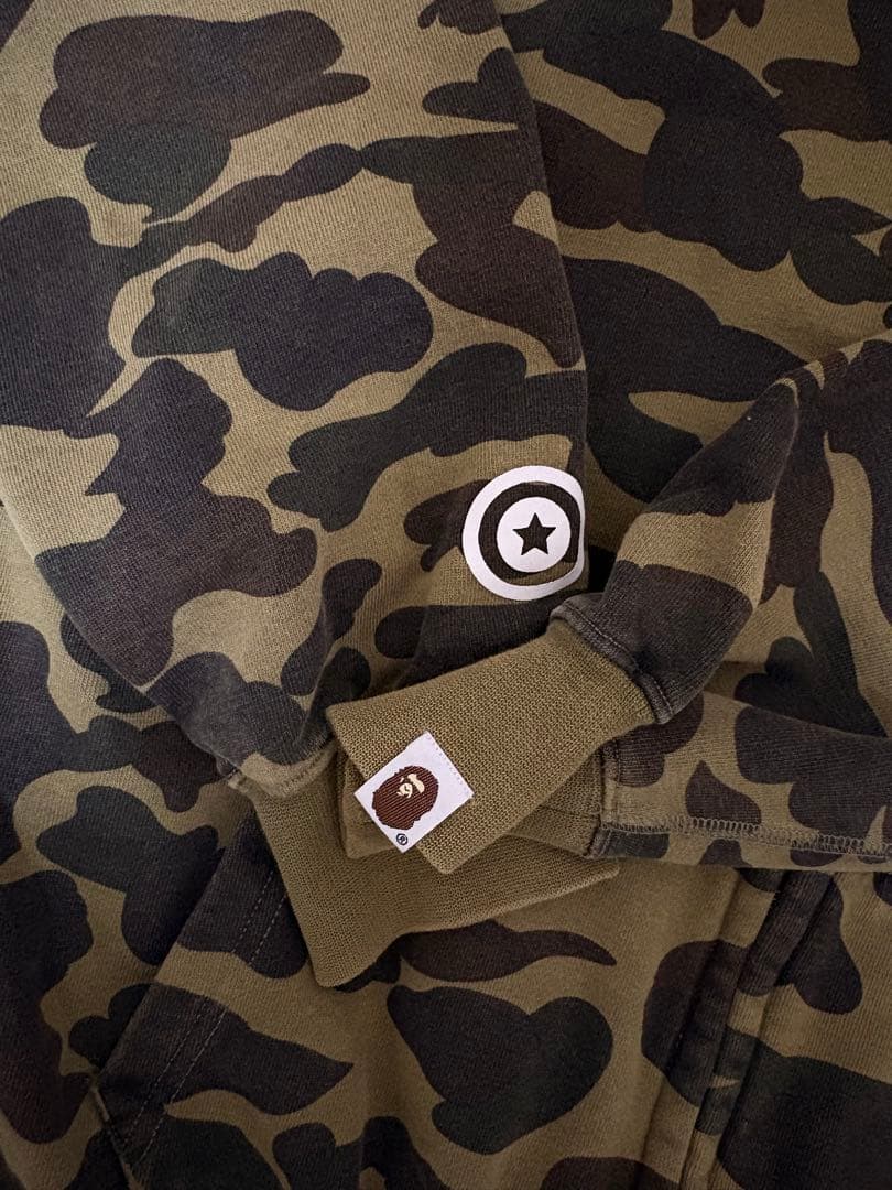 APEシャークパーカー緑Mサイズ