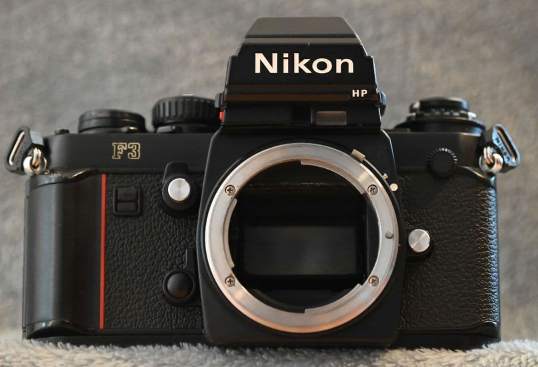 Nikon F3 HP モルトプレーン、アイピース、スクリーン付き