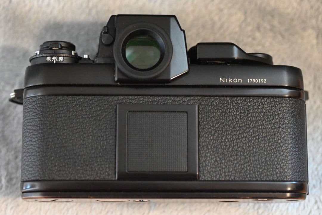 Nikon F3 HP モルトプレーン、アイピース、スクリーン付き
