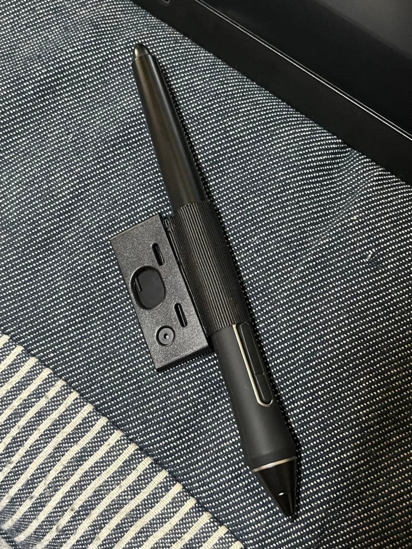 Wacom Cintig 16 液タブ