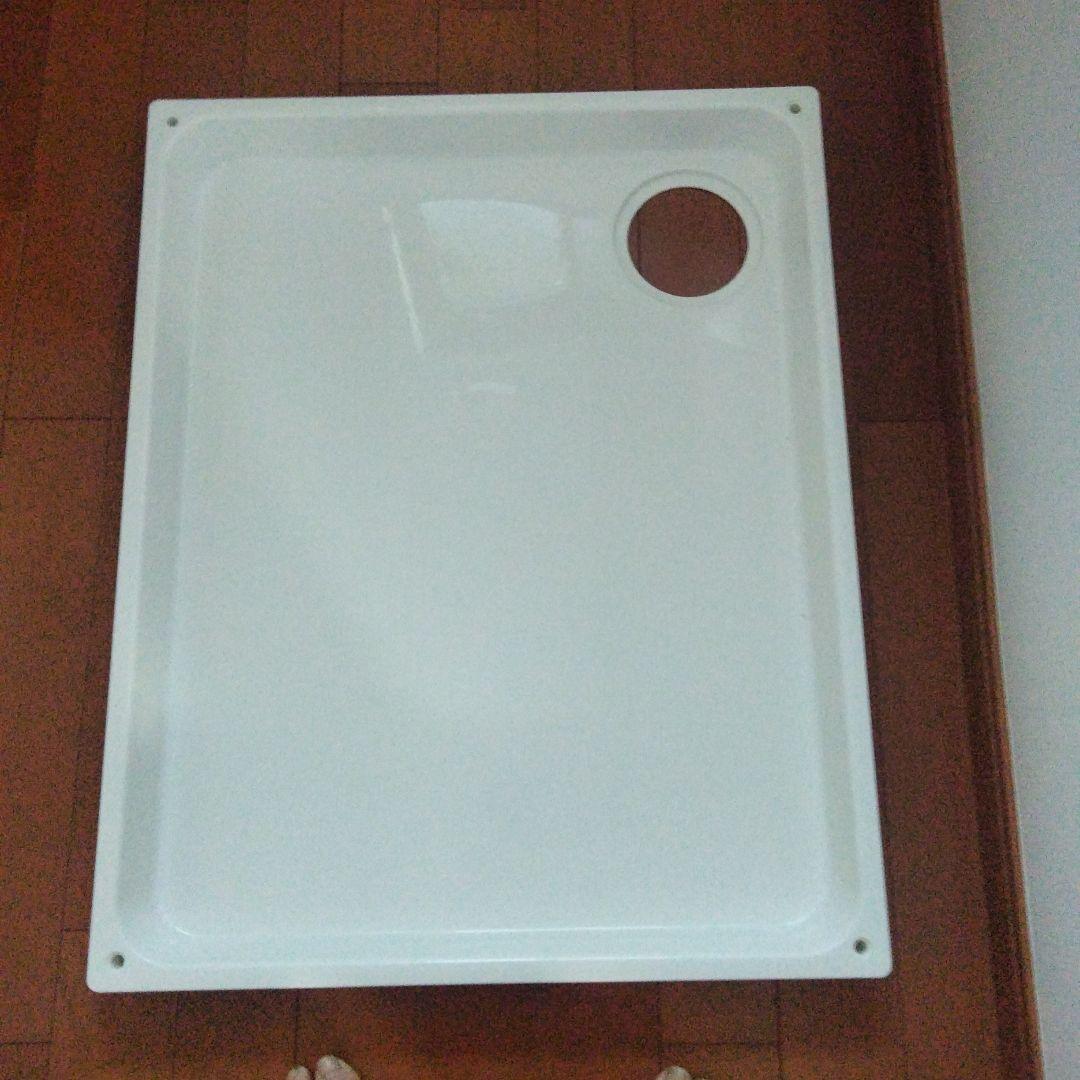 洗濯機用ホワイト排水トレイ