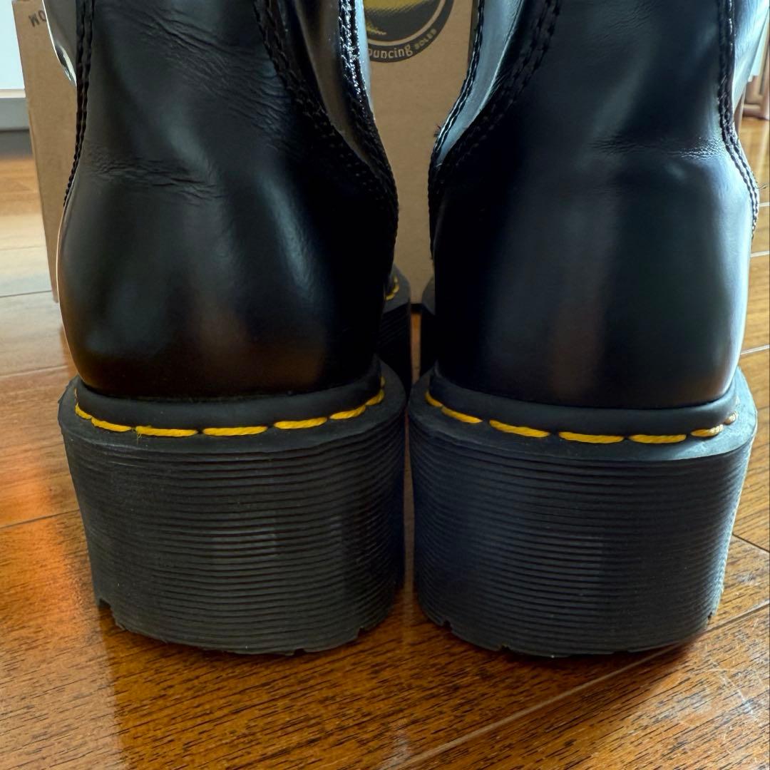 ドクターマーチン　JADON 8ホールブーツ　25センチ