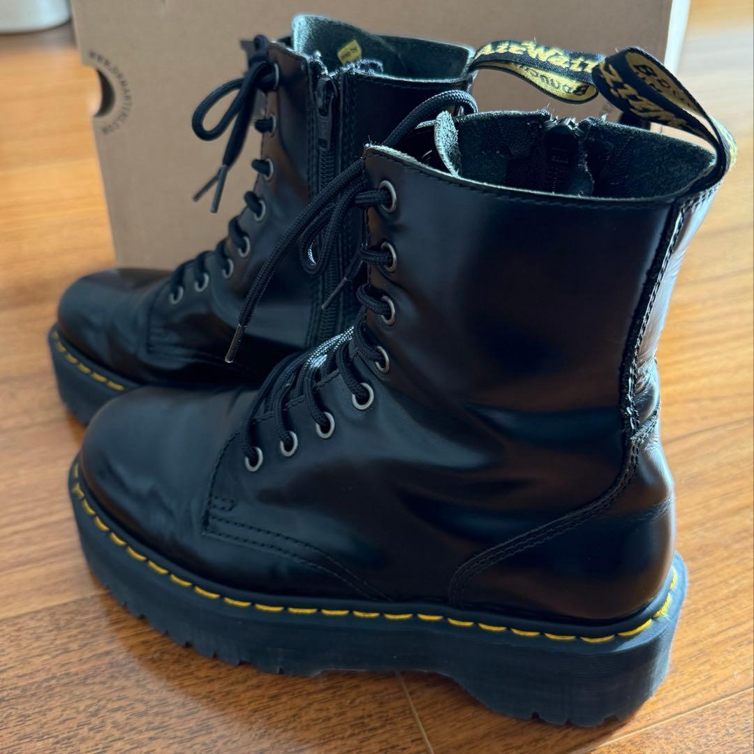 ドクターマーチン　JADON 8ホールブーツ　25センチ