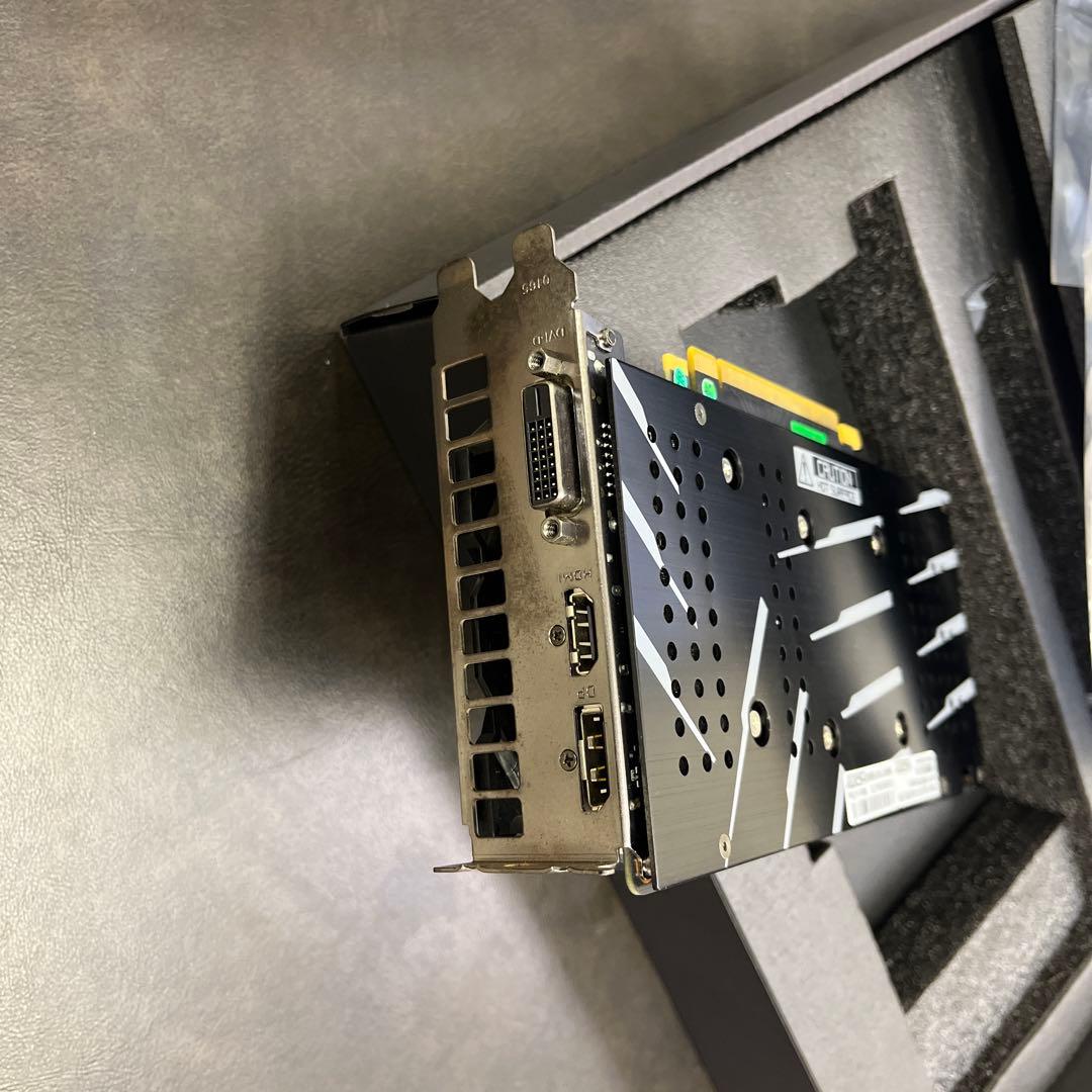 NVIDIA RTX 2060 グラフィックボード