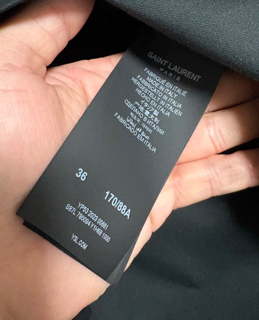 【希少】SAINT LAURENT PARIS \"プリーツシャツ\"