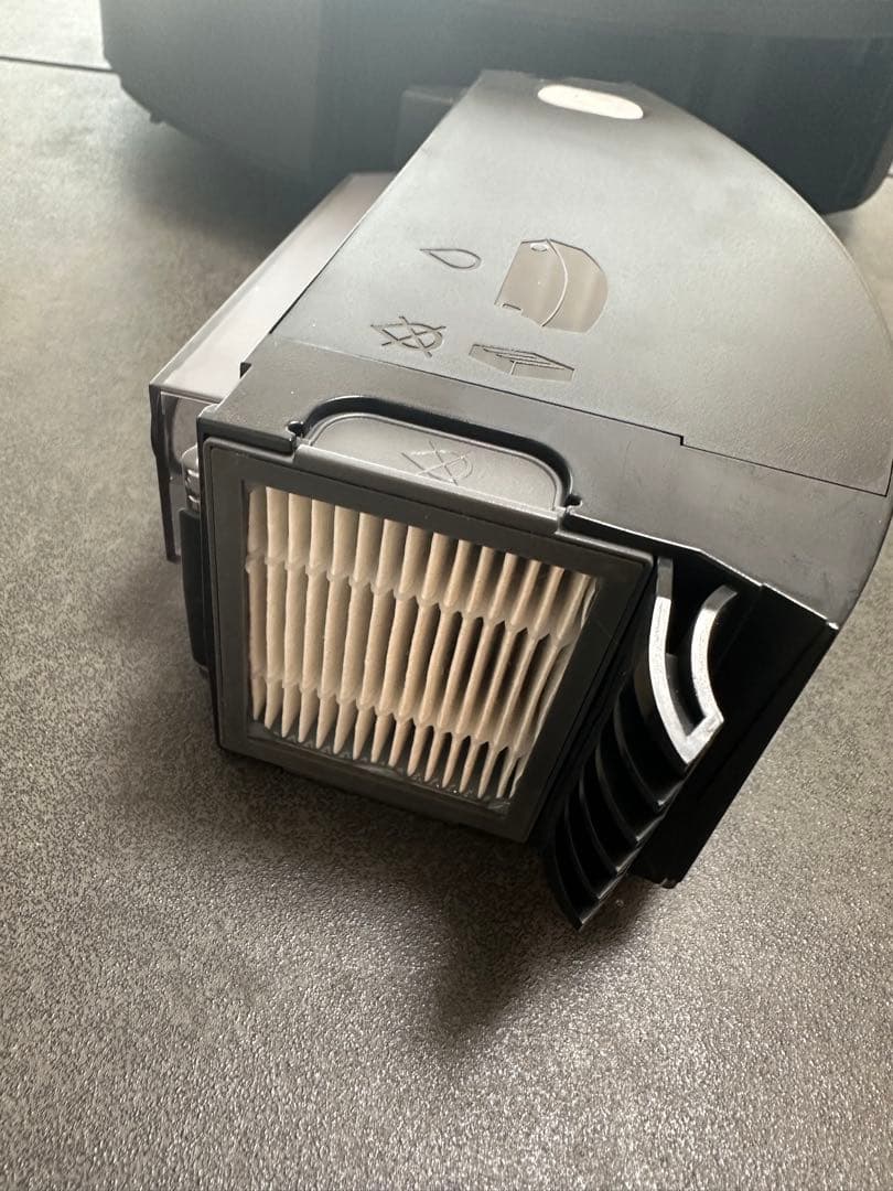 iRobot Roomba j7+ロボット掃除機