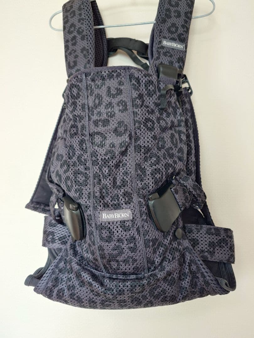 ®*︎様 美品ベビービョルンワンカイエアーレオパードヒョウ柄抱っこ紐ベビーキャリ