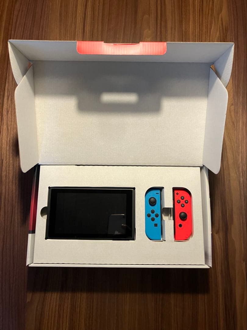 Nintendo Switch [ネオンブルー/ネオンレッド]