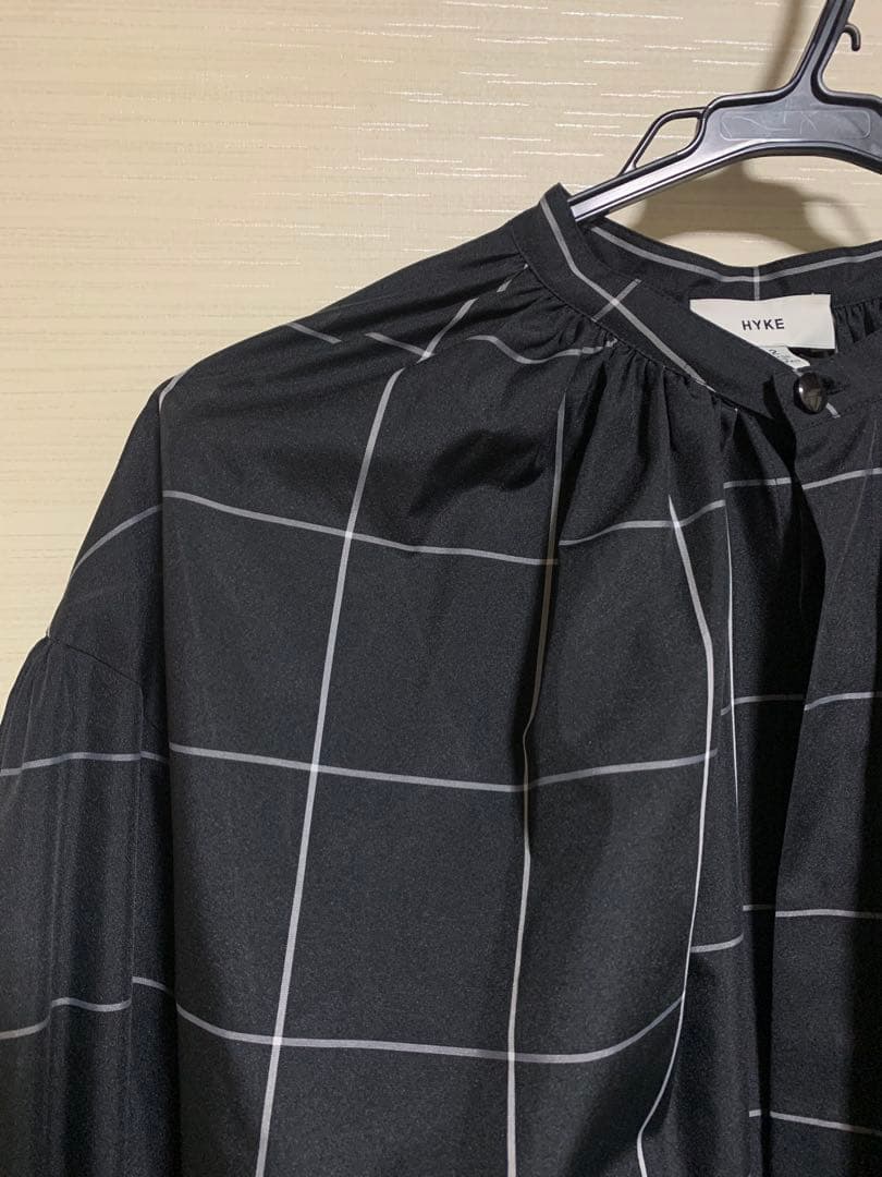 トップス HYKE PLAID GATHERED SHIRT