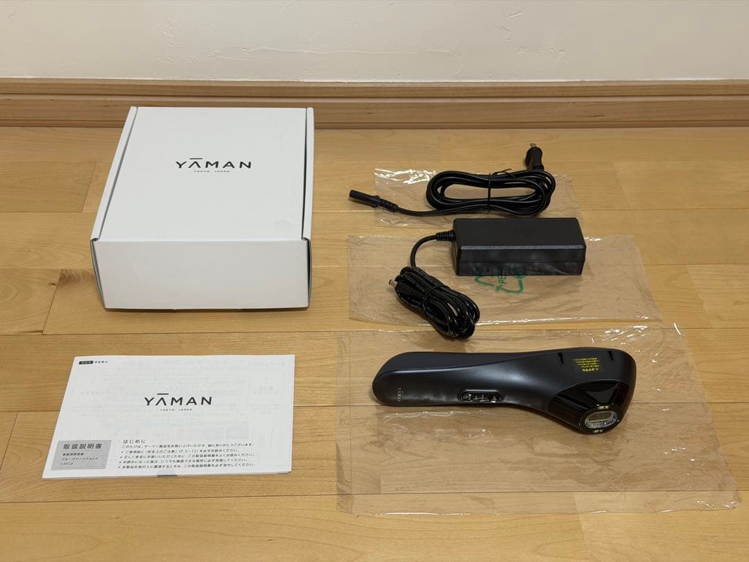 【美品】ヤーマン 美顔器 ブルーグリーンショット IPL LED YJFC0B