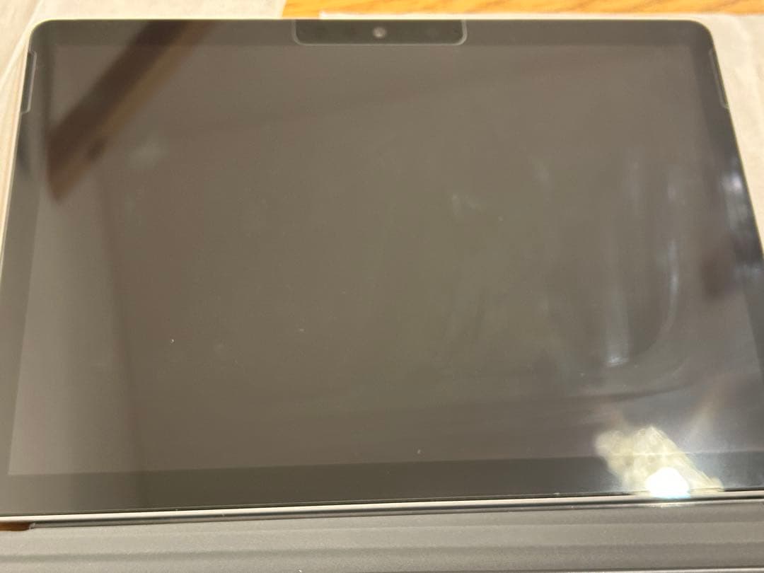 美品　Microsoft Surface GO2 本体と充電器