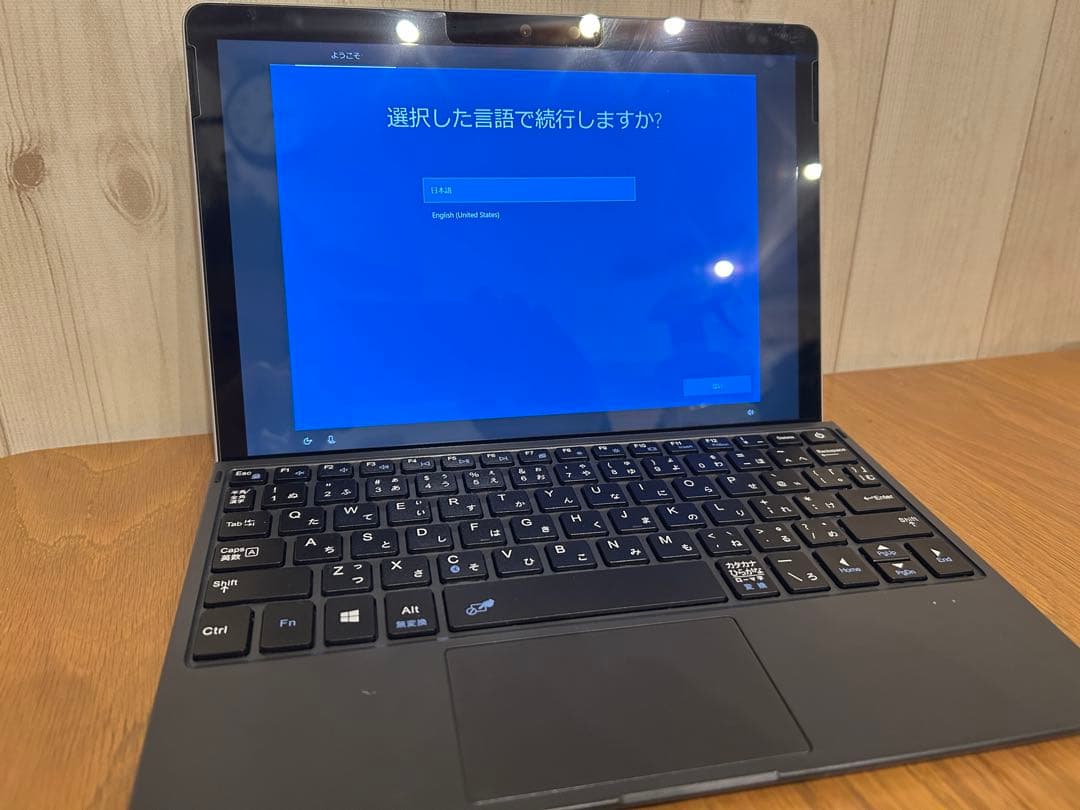 美品　Microsoft Surface GO2 本体と充電器