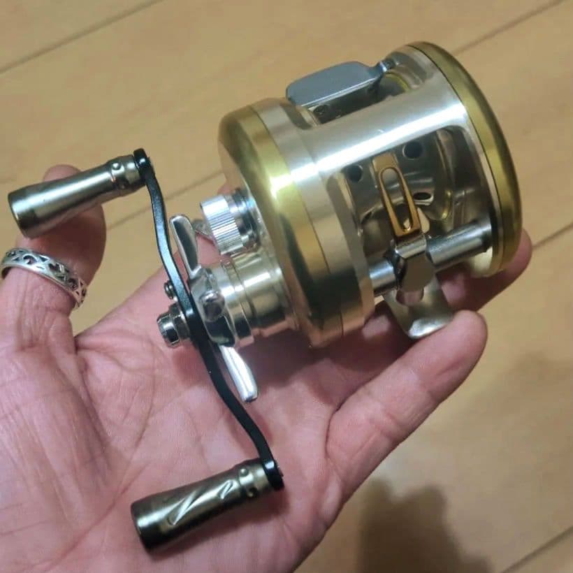 ミリオネア CV-Z 205 美品