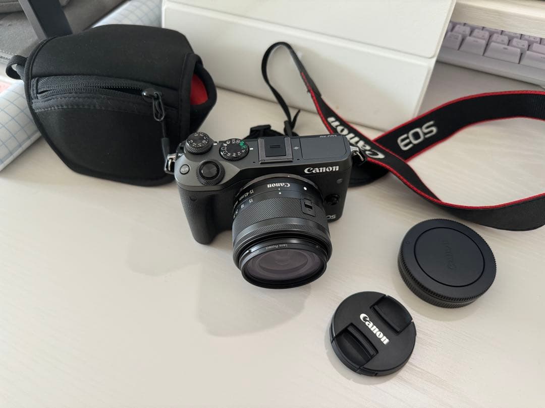 【新品級】Canon EOS M6レンズキットEF-M 15-45mm付属品あり