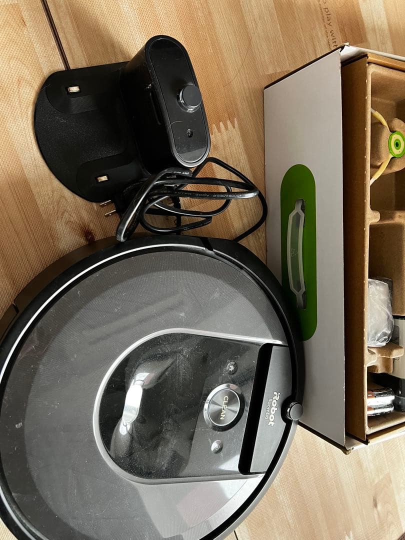 iRobot Roomba i7本体 (付属品有り)