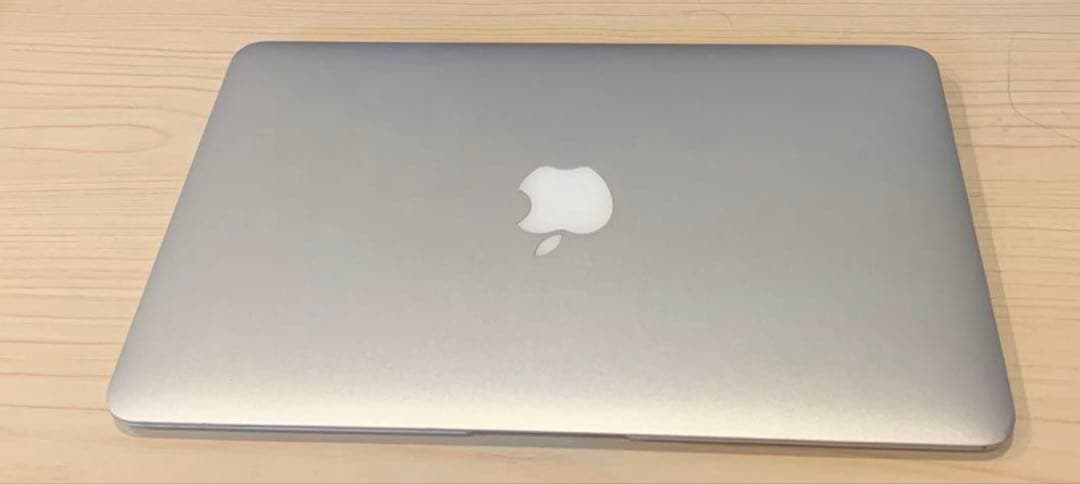 箱付 MacBook Air (11-inch, Mid 2013)