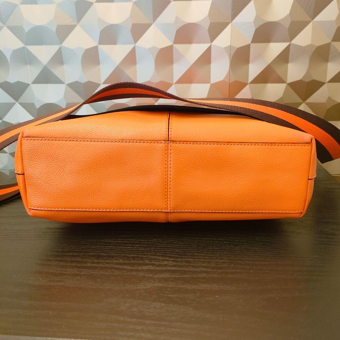 匿名配送 COACH 美品 レザー ショルダーバッグ メッセンジャーバッグ