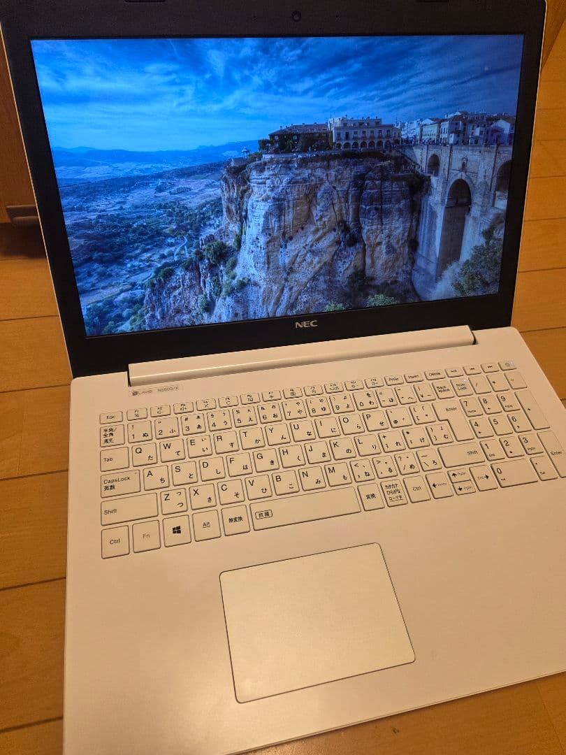 NEC LAVIE NS600/K　第8世代Corei7 予備バッテリー付き