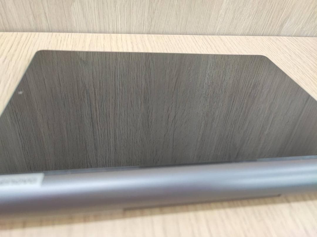 Lenovo Yoga Smart Tab YT-X705F タブレット本体