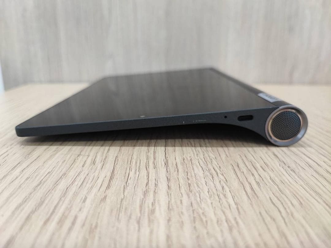 Lenovo Yoga Smart Tab YT-X705F タブレット本体