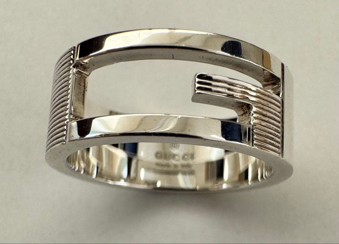 ビビ　GUCCI シルバーアクセサリー セット（ブレスレット＋リング）