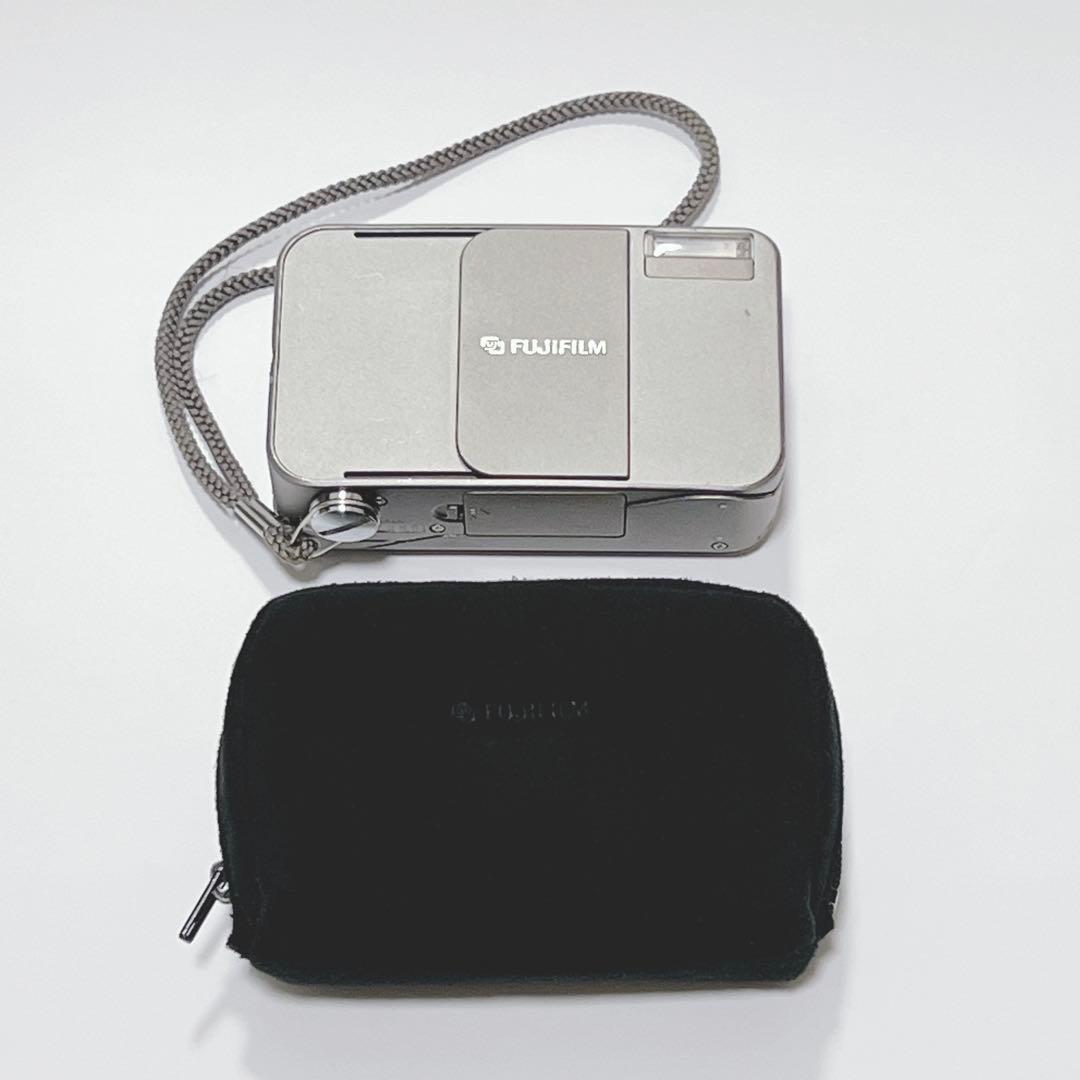 【ジャンク】FUJIFILM CARDIA mini TIARA フィルムカメラ
