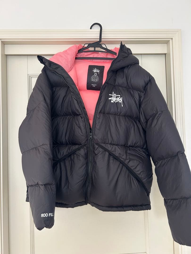 Stussy ダウンジャケット ブラック/ピンク