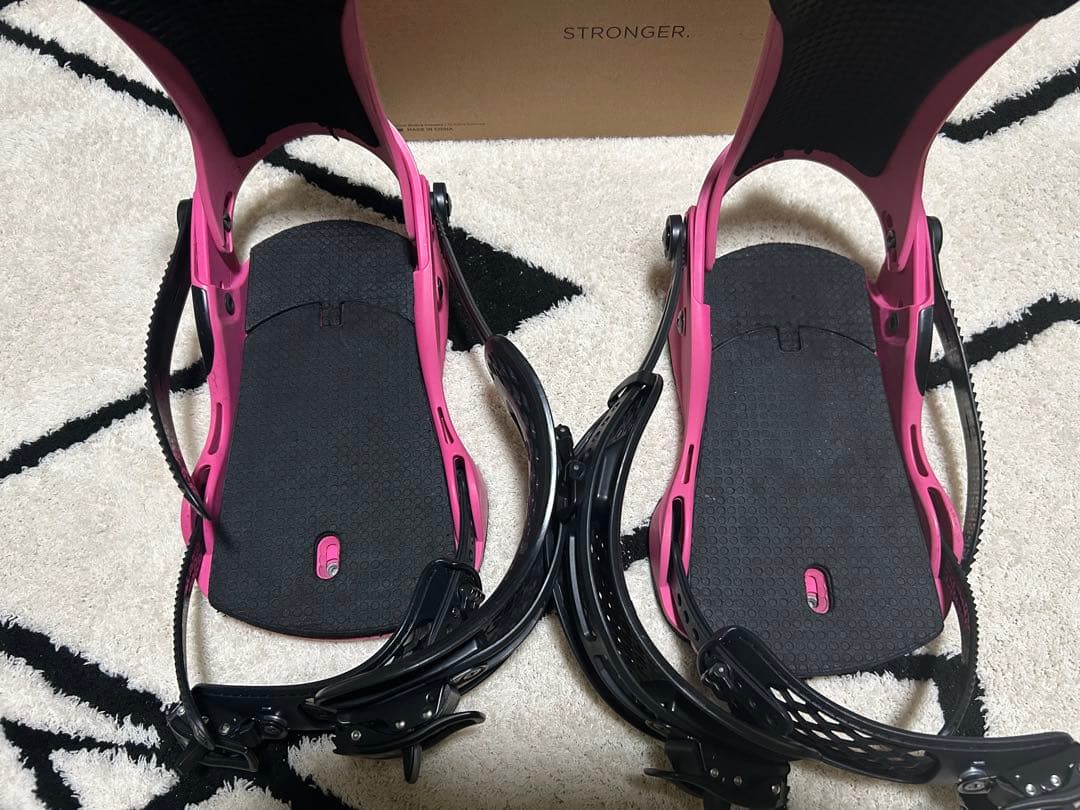 UNION FORCE ユニオン　フォース　22-23 ホットピンク　Mサイズ