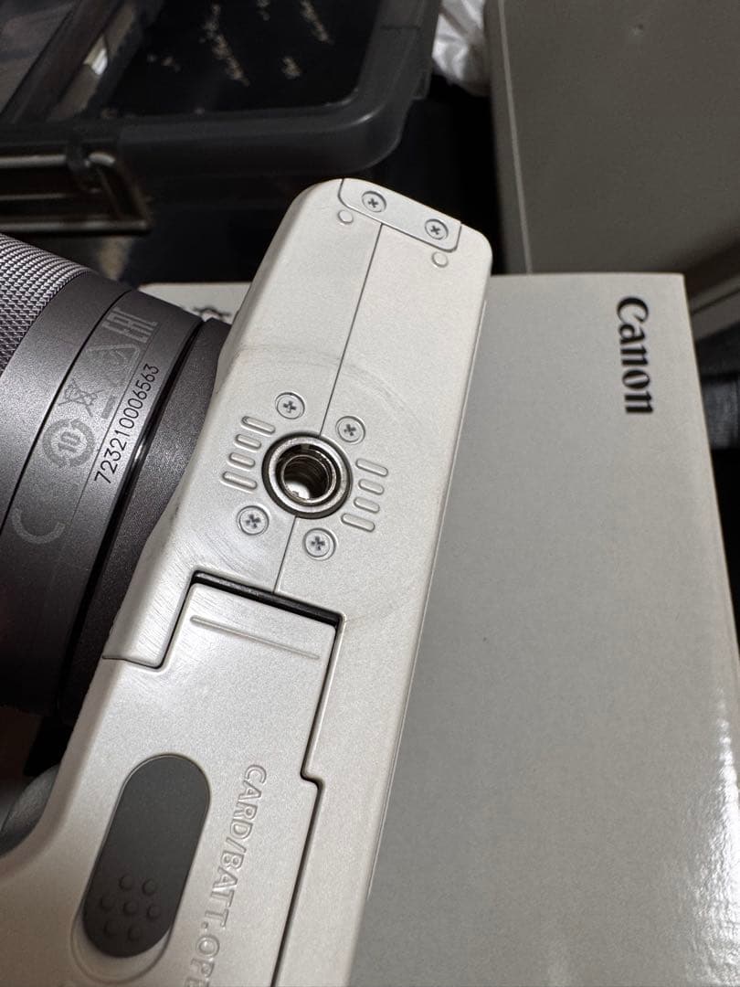 Canon EOS Kiss M ホワイト レンズ付き