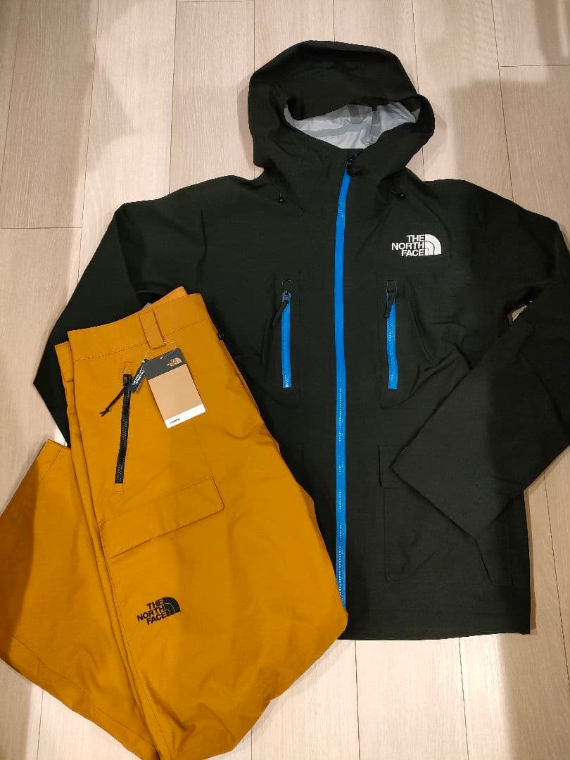 新品 ノースフェイス　スキー&スノーボードウェア　上下セット　メンズ