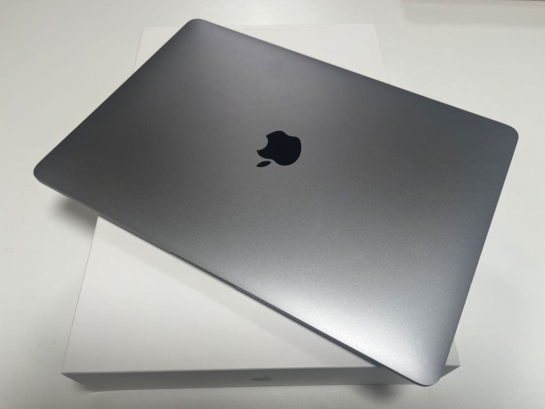 Intel MacBook Air 2020 13inch 8GBメモリ