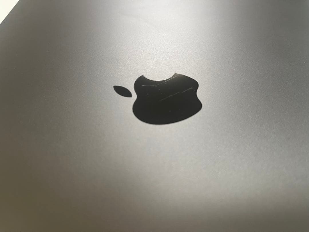 Intel MacBook Air 2020 13inch 8GBメモリ