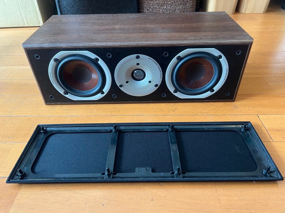 DALI SPEKTOR VOKAL センタースピーカー