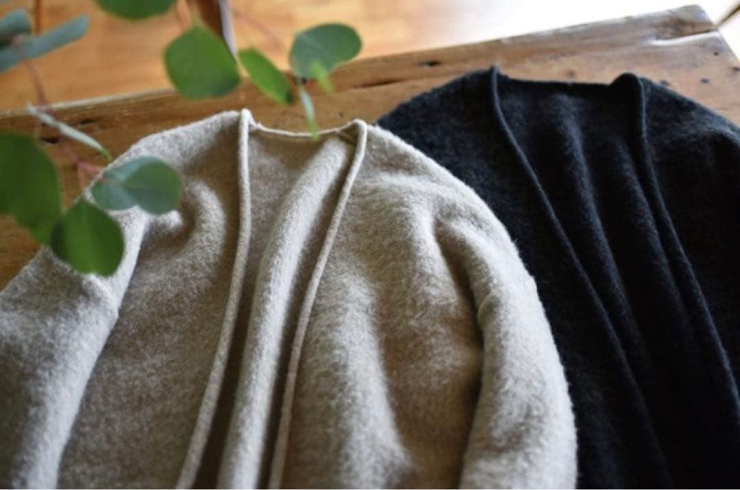 OUR 洗えるアルパカ混ふんわりニットカーデ