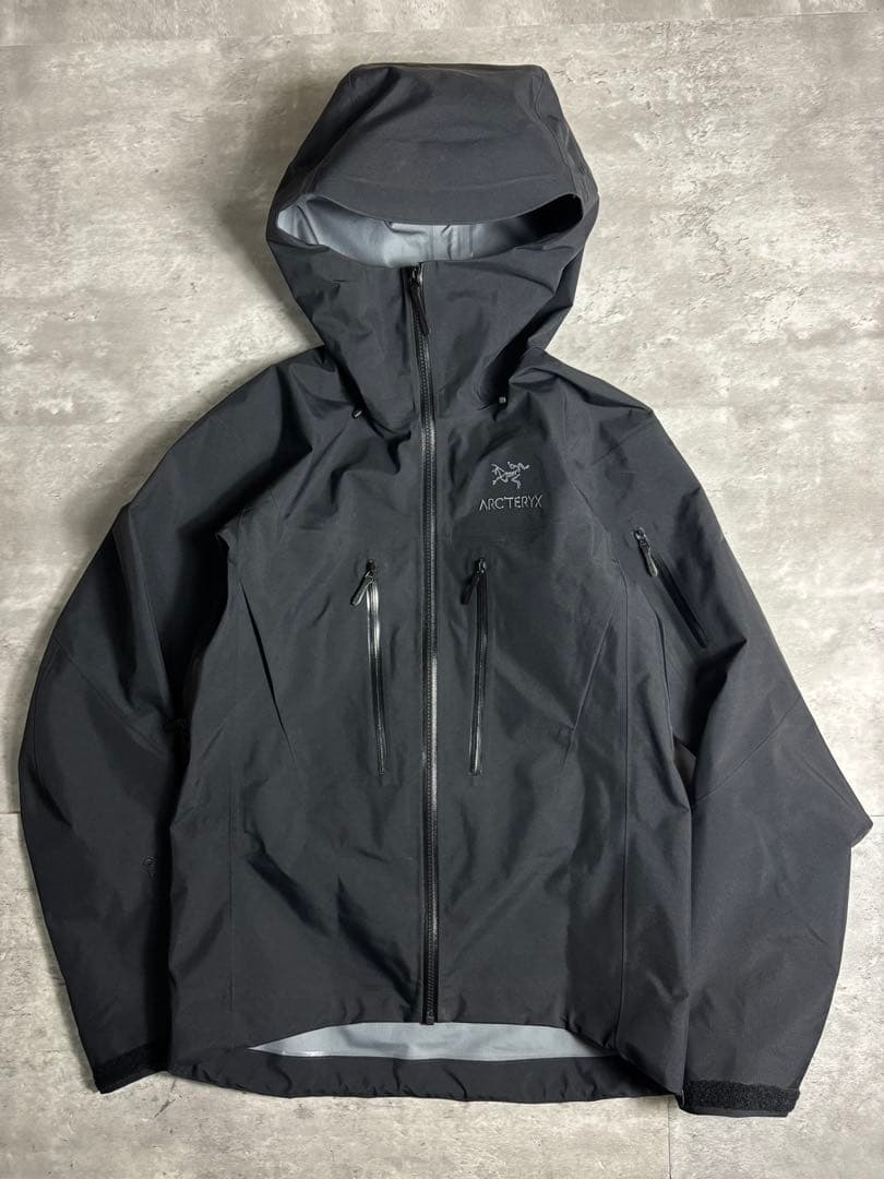 現行モデル ARC'TERYX ALPHA SV JACKET