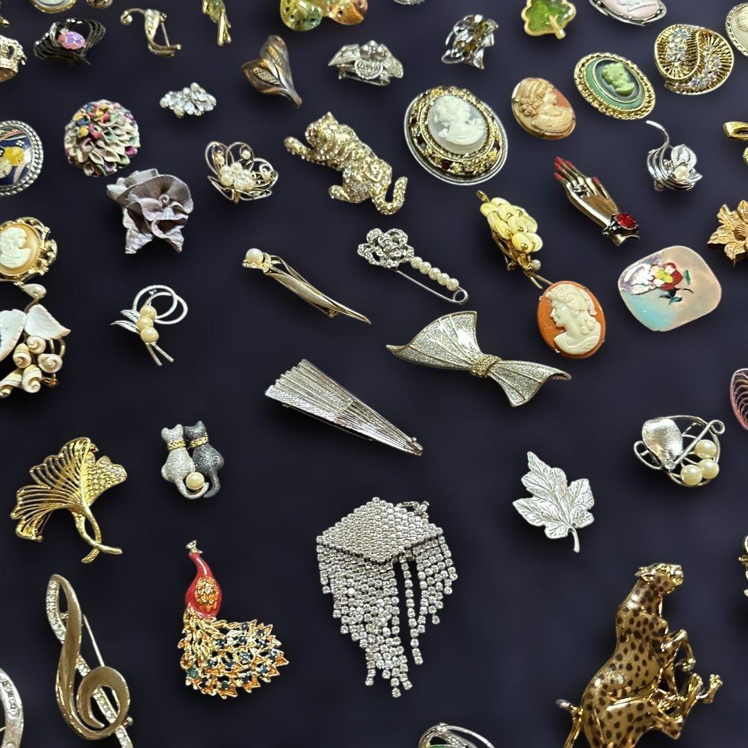 【vintage】ブローチ　まとめ売り　大量　110点以上