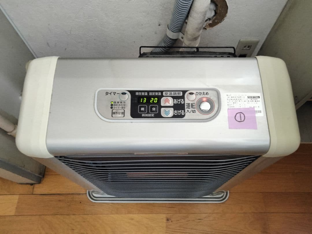 サンポットFF石油ストーブゼータス！品番「FFR‐562SX」2012年式中古品