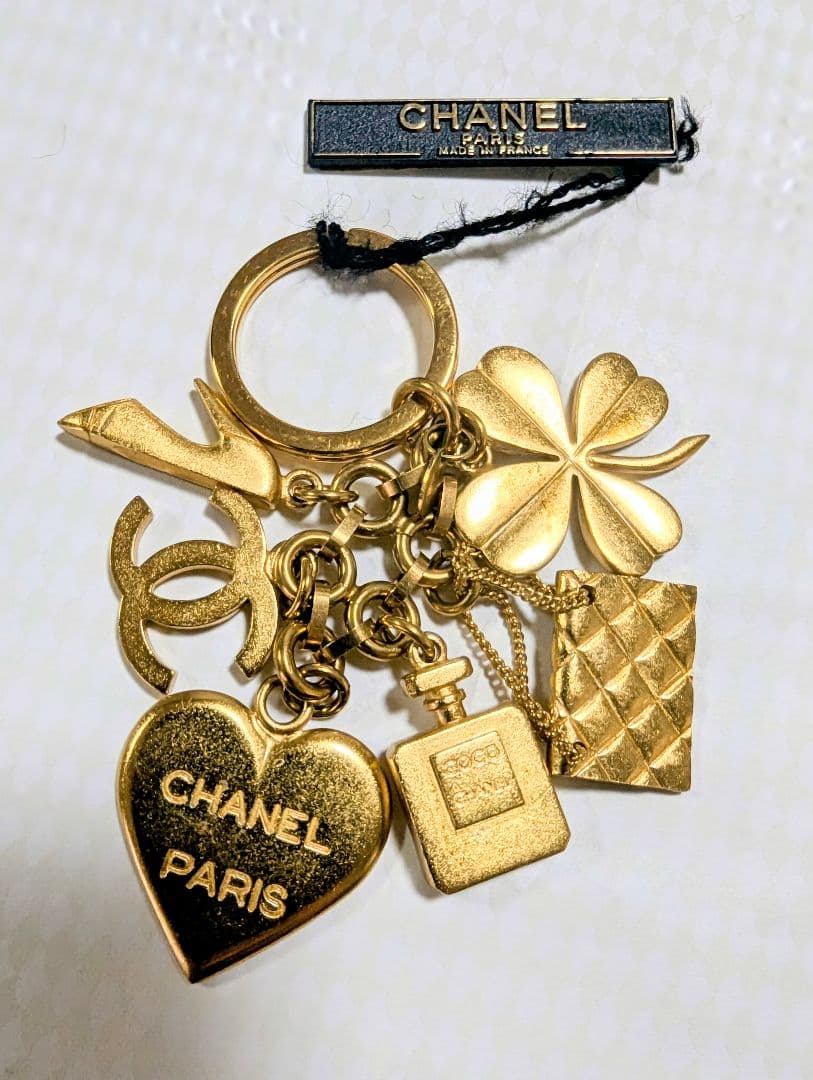 CHANEL ゴールドトーン キーホルダー