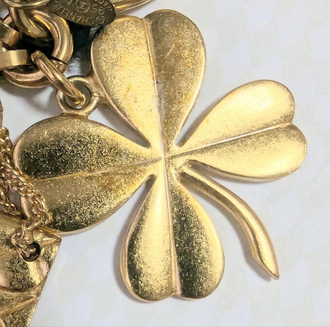 CHANEL ゴールドトーン キーホルダー