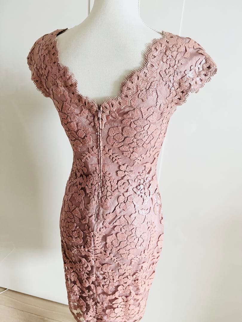 Tadashi Shoji ノースリーブドレス US 2